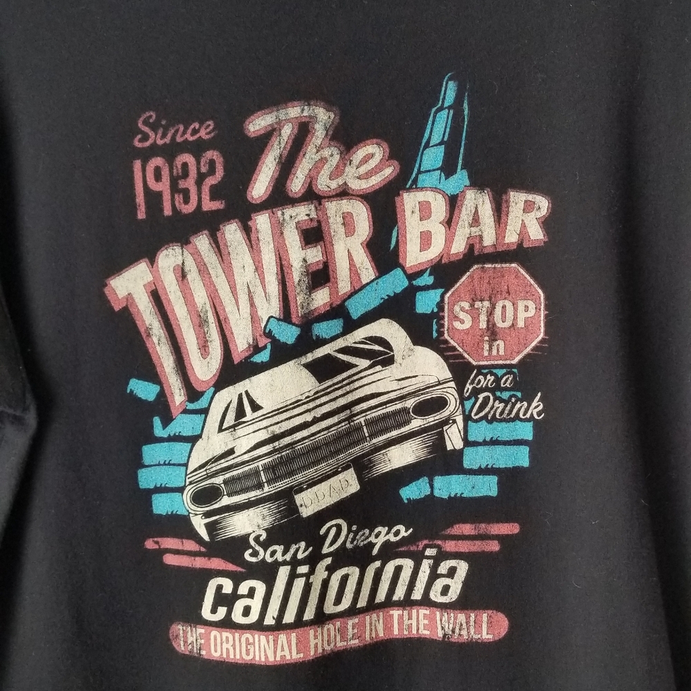 DIVE BAR The Tower Bar graphic Tee